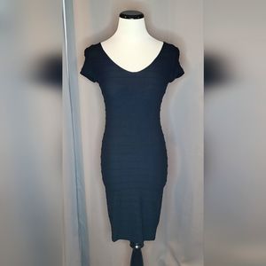 bebe short sleeve bodycon bandage dress